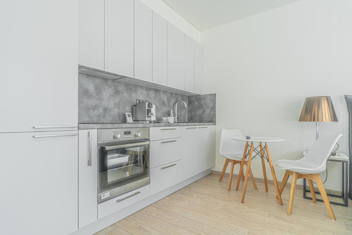 Apartment Karel With Garage Parking Prague Ngoại thất bức ảnh