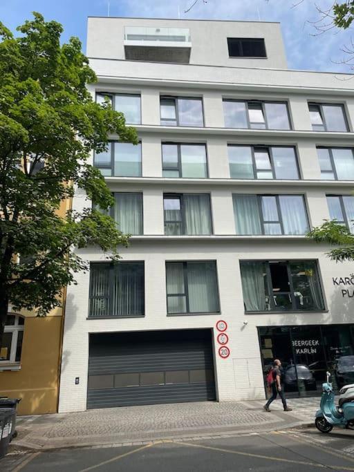Apartment Karel With Garage Parking Prague Ngoại thất bức ảnh