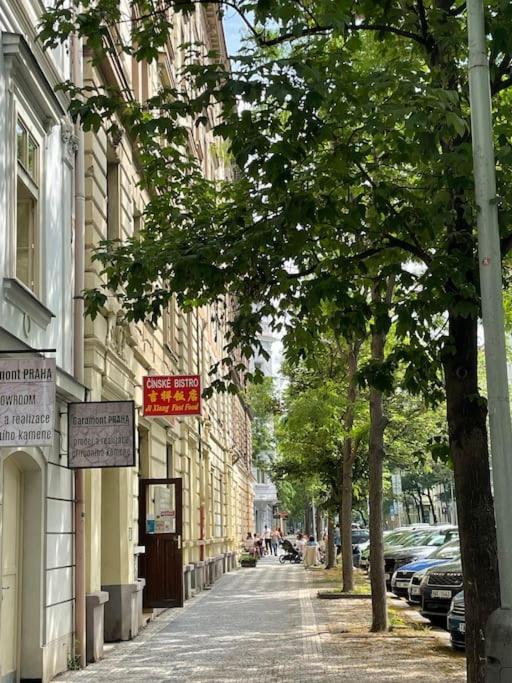 Apartment Karel With Garage Parking Prague Ngoại thất bức ảnh